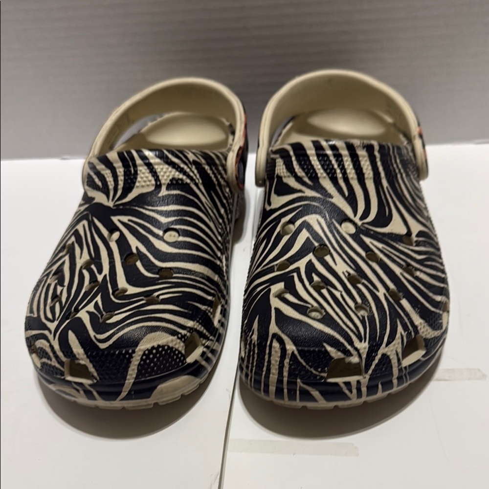 Women’s Zebra Print Crocs!!
